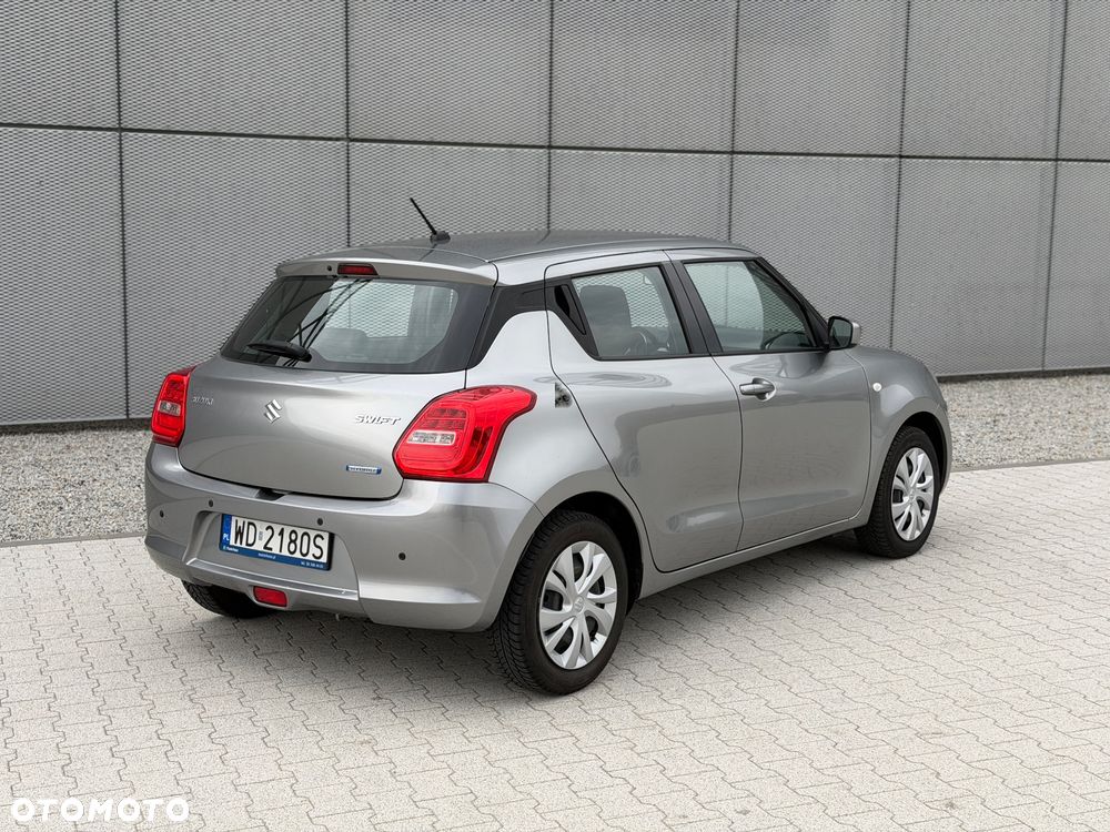 Suzuki Swift - 2