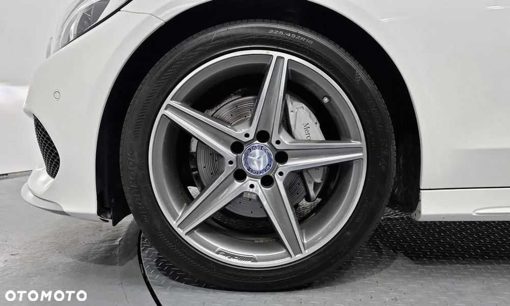 Mercedes-Benz Klasa C 200 7G-TRONIC AMG Line - 7