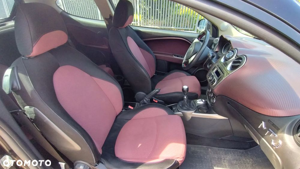 Alfa Romeo Mito 1.4 TB Distinctive - 12