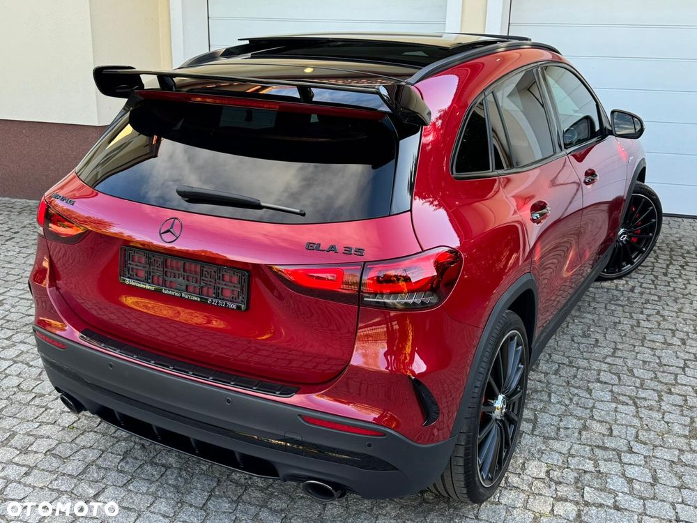 Mercedes-Benz GLA - 10