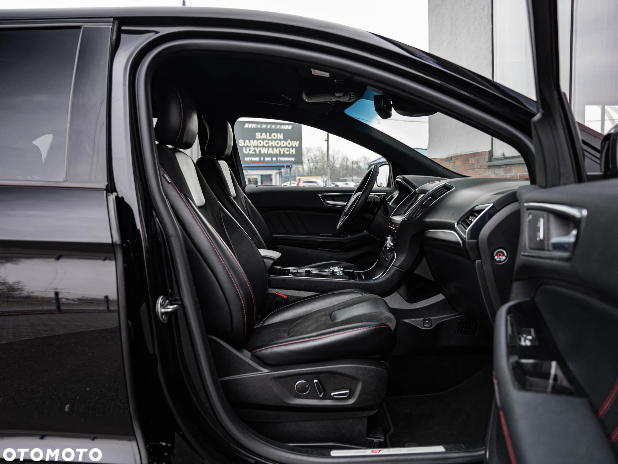 Ford Edge 2.0 EcoBlue Bi-Turbo 4x4 ST-LINE - 26