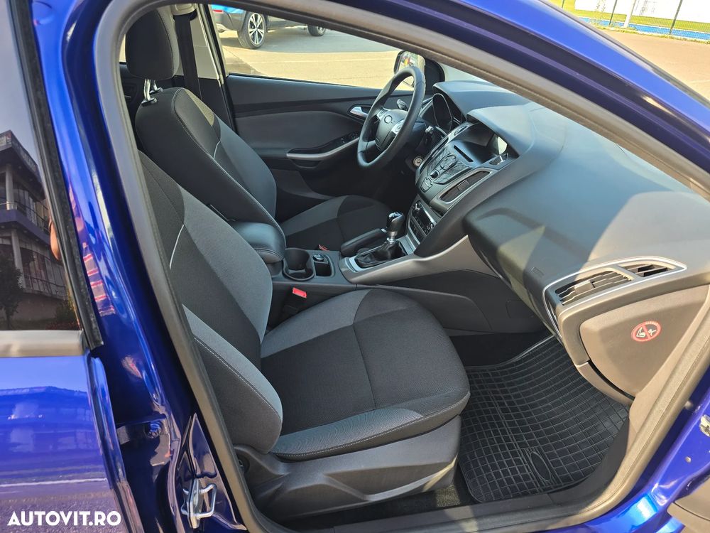 Ford Focus - 6