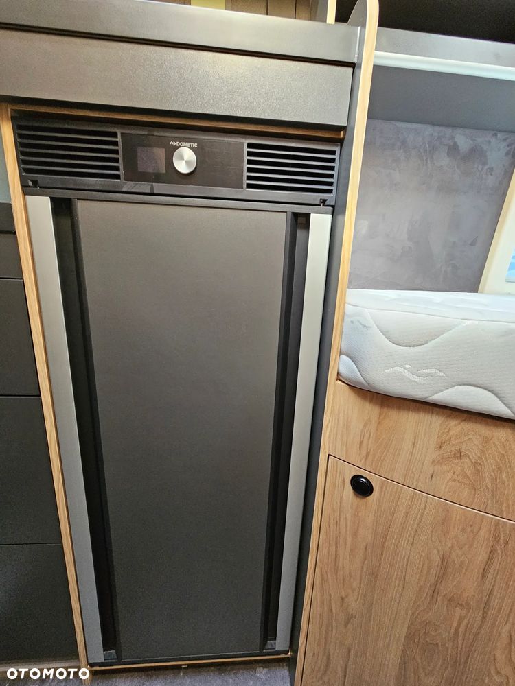 Globe-Traveller Voyager Z - 18