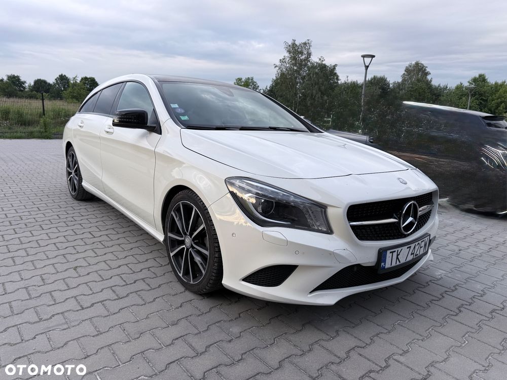 Mercedes-Benz CLA 200 7G-DCT - 1