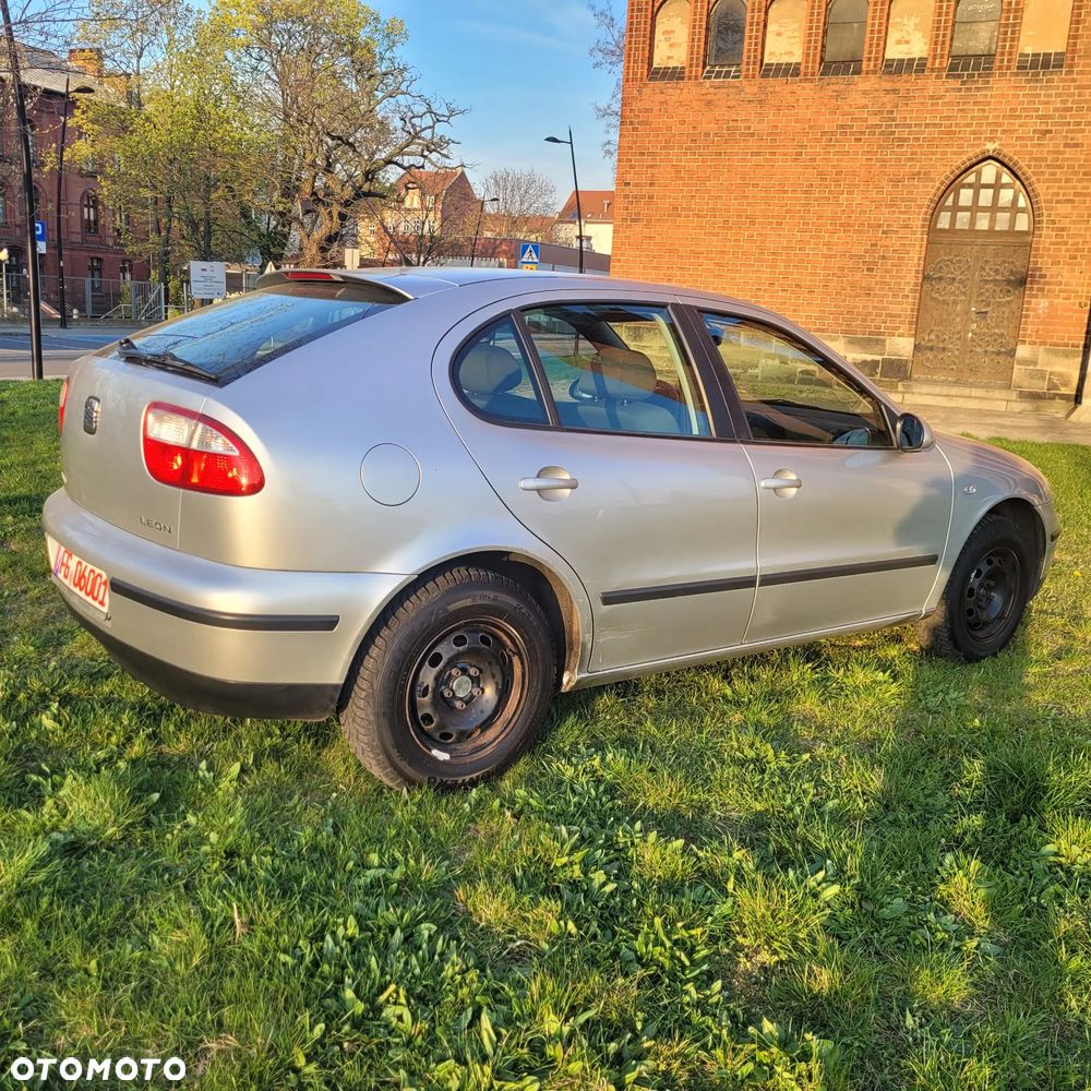 Seat Leon 1.6 Signo - 9