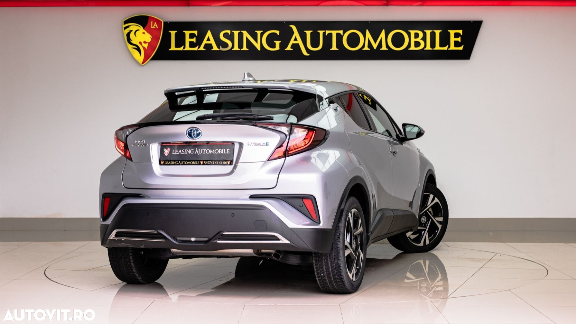 Toyota C-HR 2.0 Hybrid Team Deutschland - 5