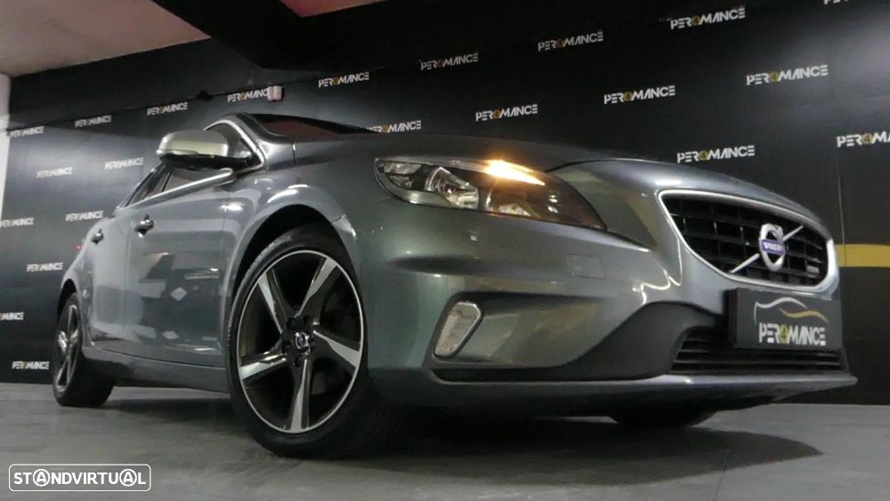 Volvo V40 D2 R Design - 20