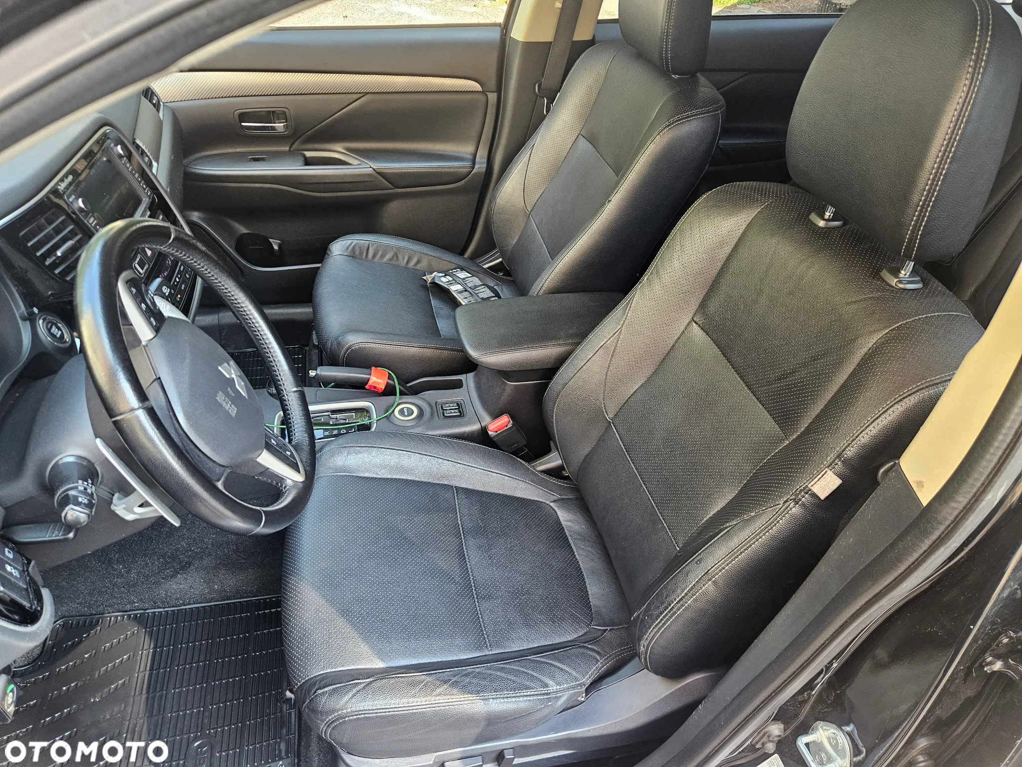 Mitsubishi Outlander 2.0 Instyle Navi 4WD CVT - 6
