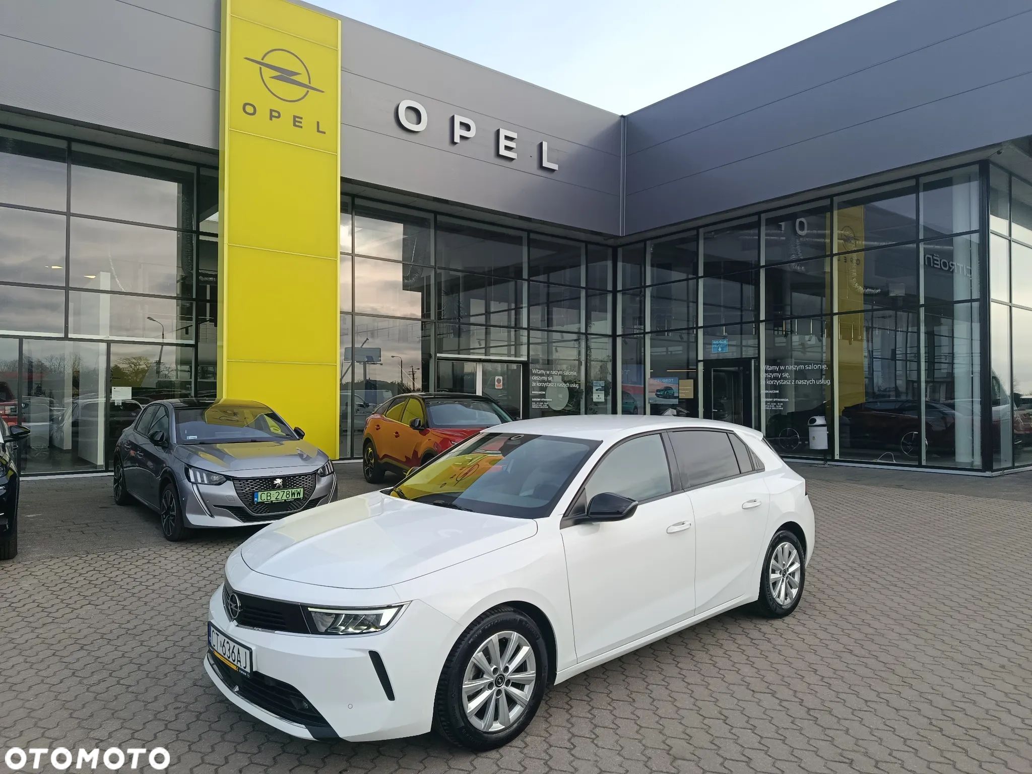 Opel Astra V 1.2 T Edition S&S - 1