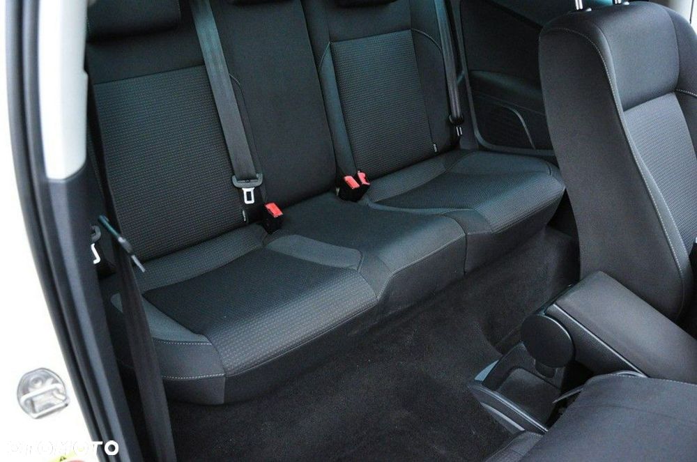 Volkswagen Polo - 26