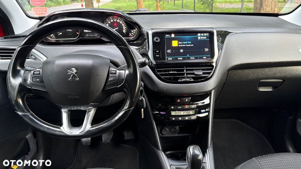 Peugeot 208 PureTech 82 Start & Stop Allure - 27