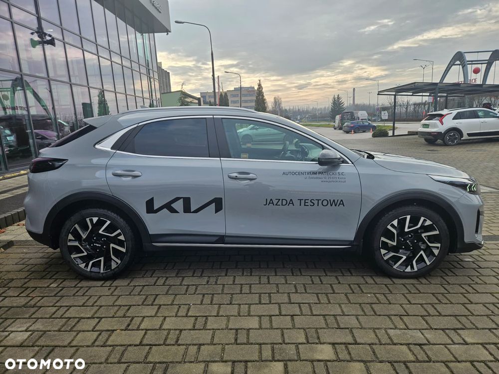 Kia XCeed 1.6 T-GDI Tribute DCT - 3