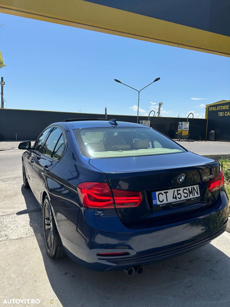 BMW Seria 3 328i Aut. - 3