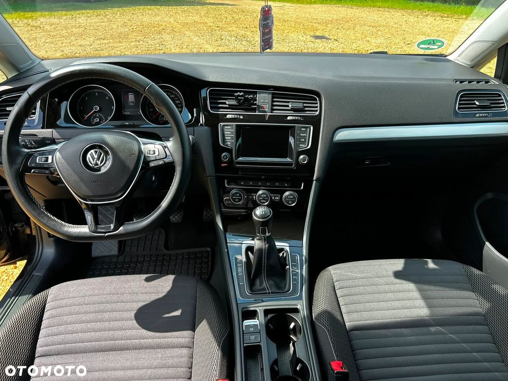 Volkswagen Golf 1.6 BlueTDI Cup - 11