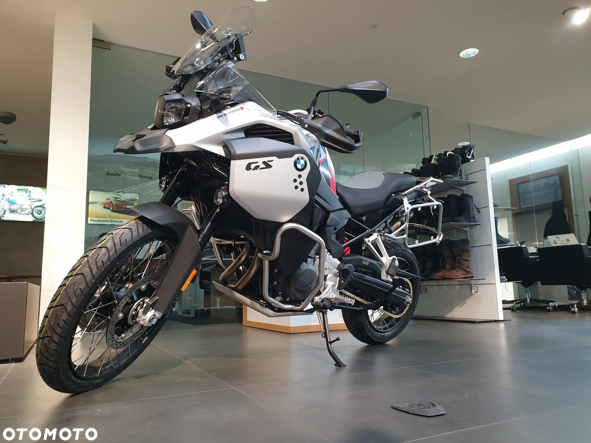 BMW F