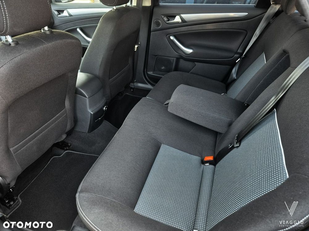 Ford Mondeo 1.6 Eco Boost Start-Stopp Champions Edition - 22
