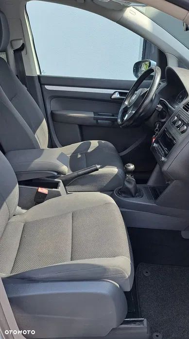 Volkswagen Touran 1.6 TDI DPF Life - 3