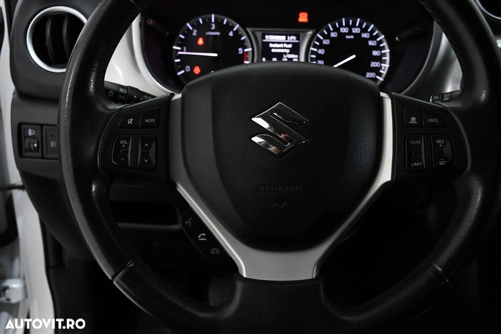 Suzuki Vitara 1.6 DDIS (4x4) Allgrip Comfort - 21