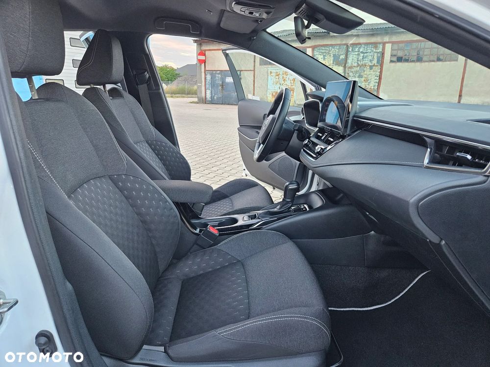 Toyota Corolla 1.8 Hybrid Comfort - 11