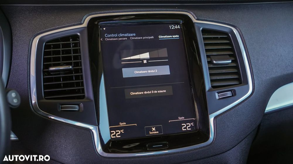 Volvo XC 90 - 16