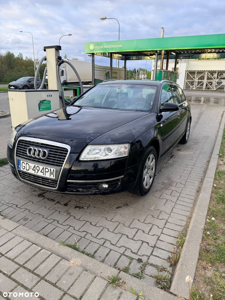 Audi A6 Avant 2.4 - 1