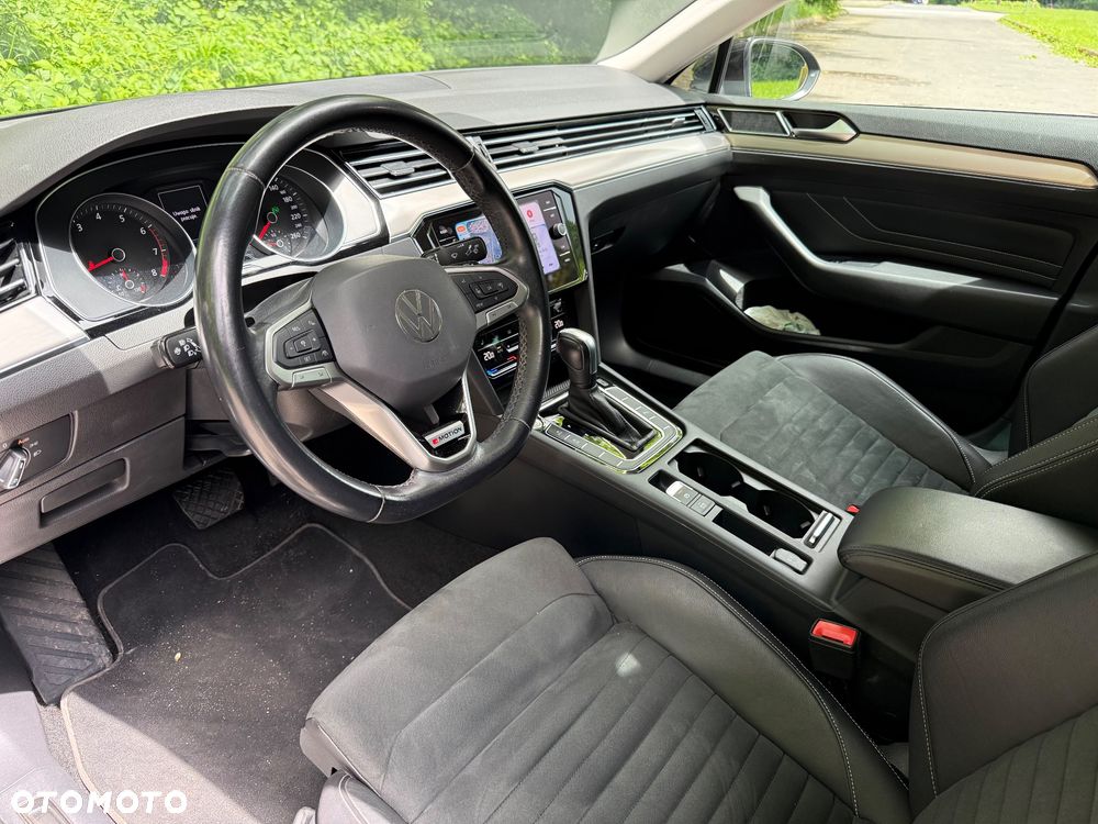 Volkswagen Passat 2.0 TSI 4Mot Elegance DSG - 19