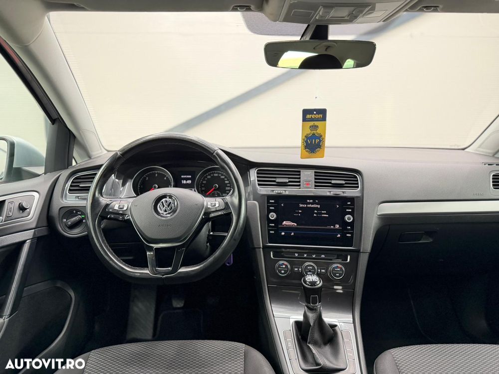 Volkswagen Golf 1.6 TDI SCR Comfortline - 14