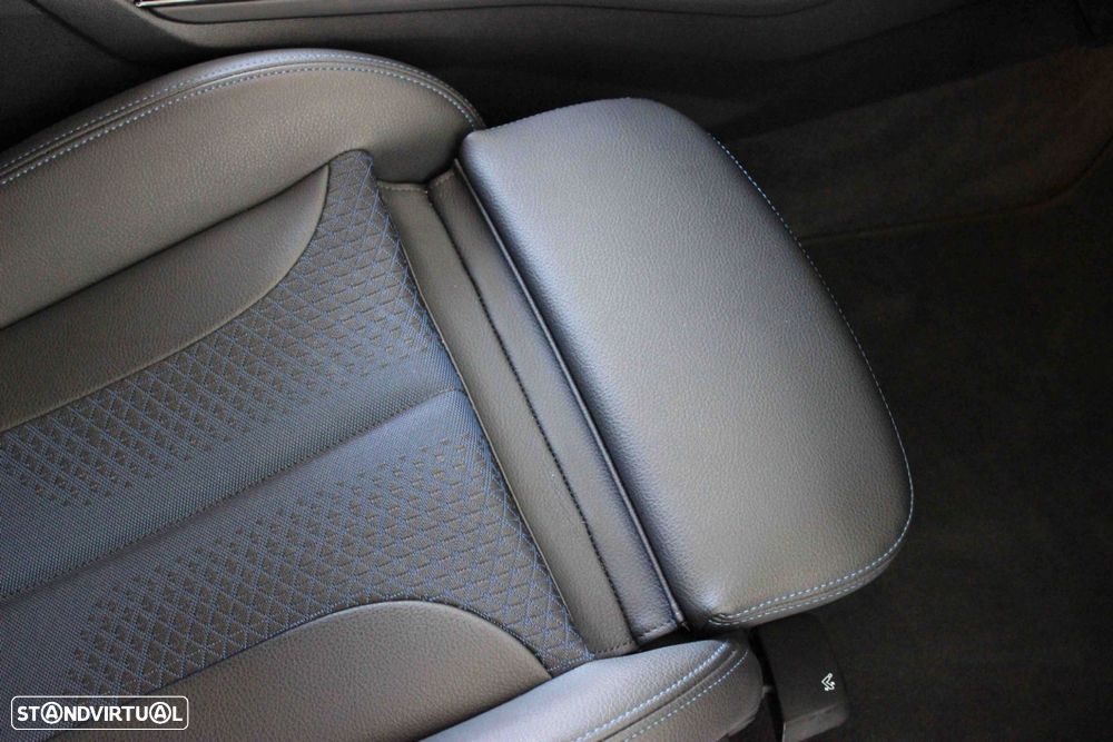 BMW 116 d Pack 50 anos M Auto - 39