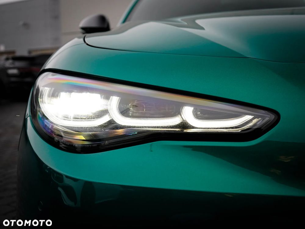 Alfa Romeo Giulia 2.0 Turbo Tributo Italiano Q4 - 5