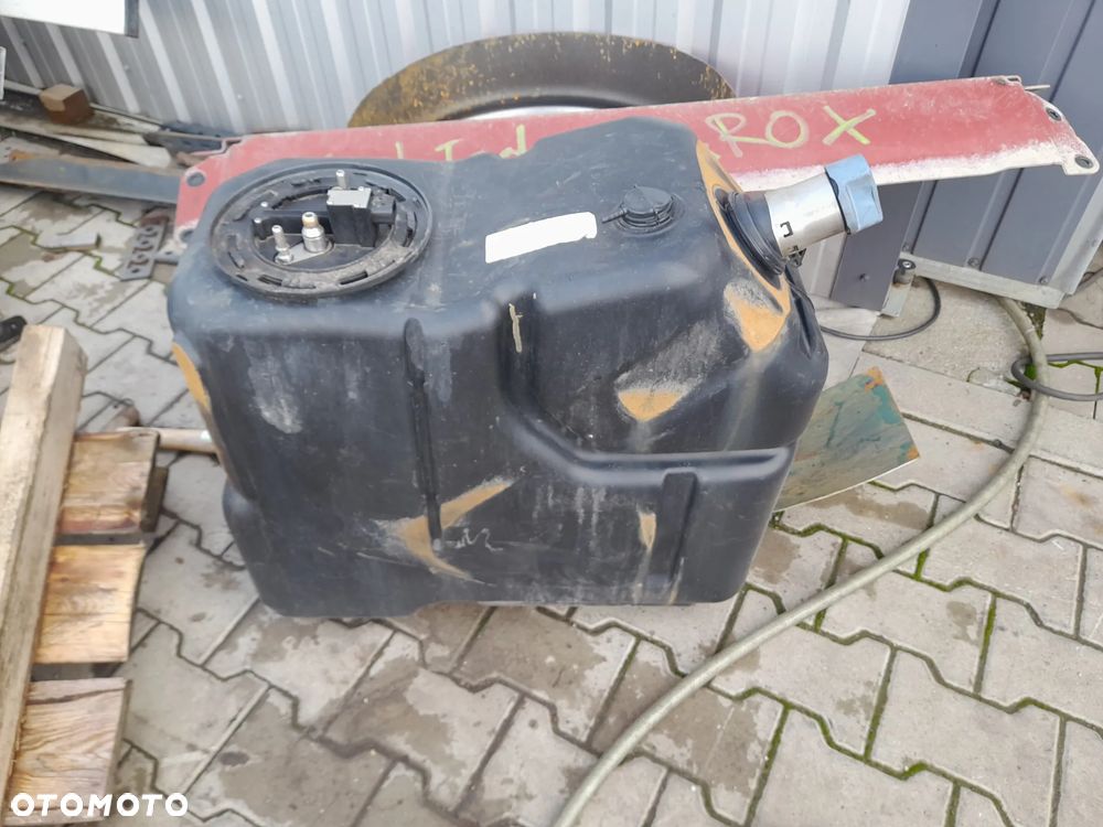 Zbiornik AdBlue Mercedes Actros MP4 9604700815 - 2