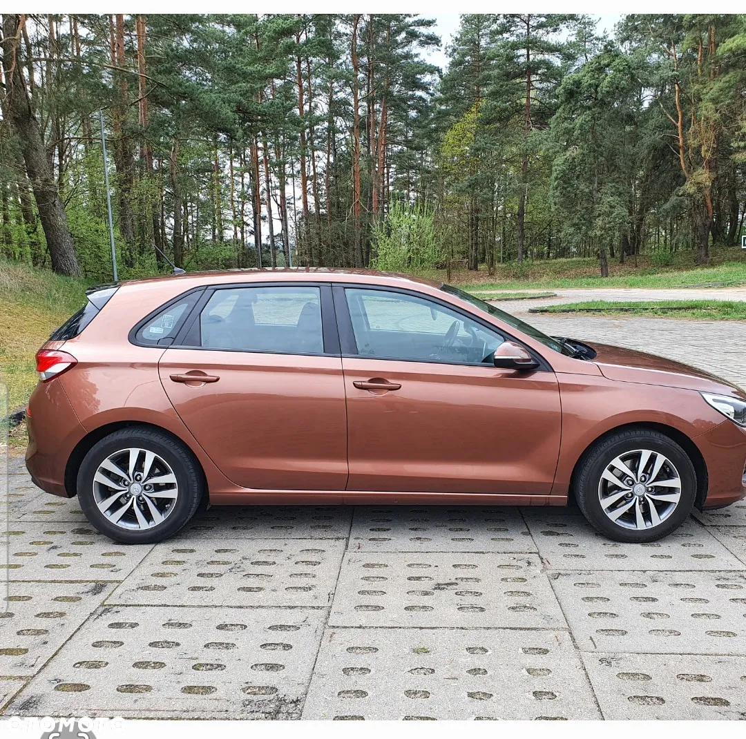 Hyundai i30 1.4 Comfort - 10