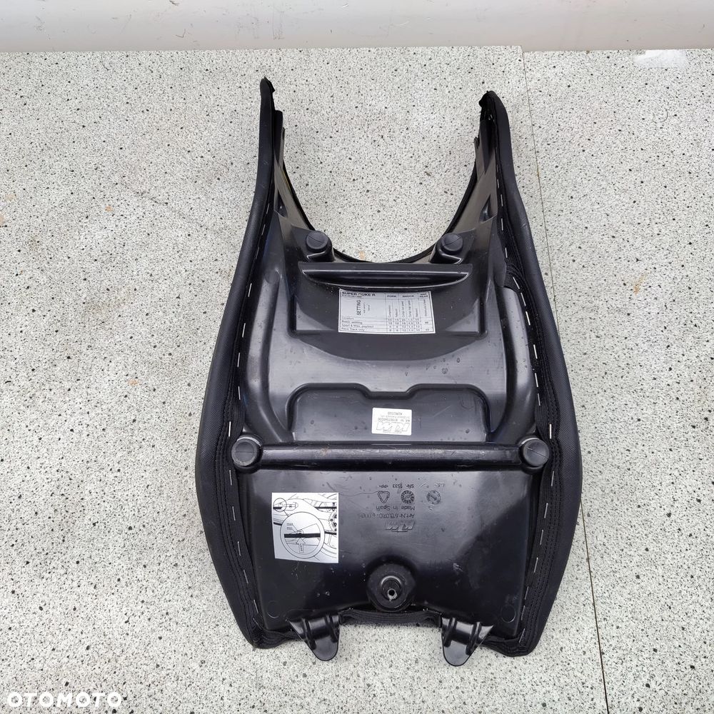 Siedzenie, fotel przód, kanapa kierowcy KTM 1290 Super Duke - 14