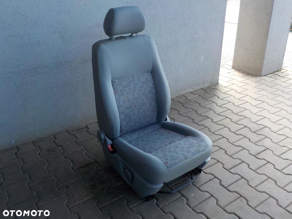 VW T5 FOTEL SIEDZENIE KIEROWCY XOXO REGULACJA - 1