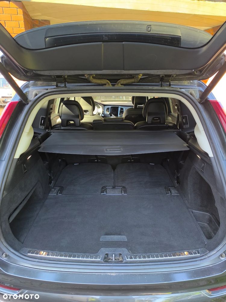 Volvo XC 90 T5 AWD Momentum 7os - 13