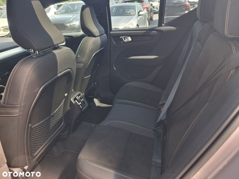 Volvo XC 40 - 12