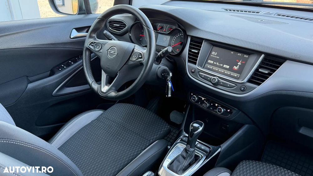 Opel Crossland - 14