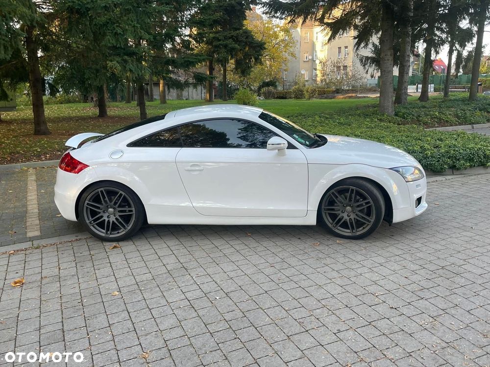 Audi TT Coupé - 7