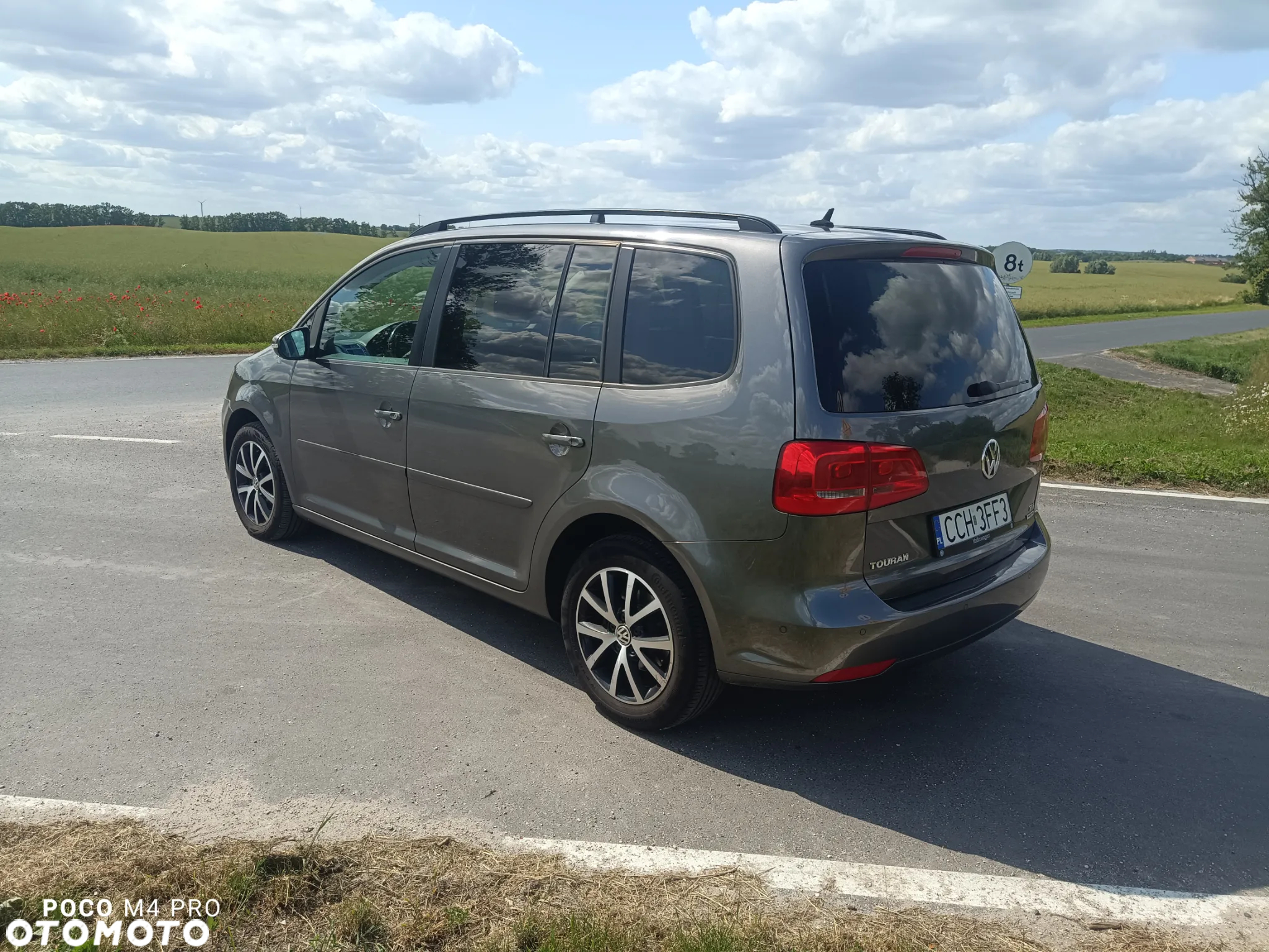 Volkswagen Touran 1.6 TDI DPF BlueMot Comfortline - 8