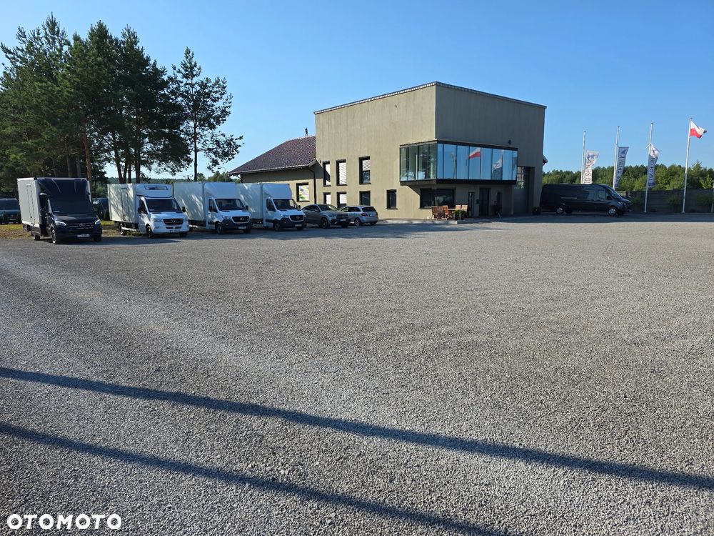 Mercedes-Benz SPRINTER 319 3.0 CDI KONTENER 4,28cmDługi 2,29cmSzero 2,24cmWysok + WINDA 750Kg 42Tyś km SERWIS DO OSTATNIEGO Km ASO MERCEDES-BENZ SALON PL STAN NOWY NOWY NOWY FABRYCZNA GWARANCJA - 40