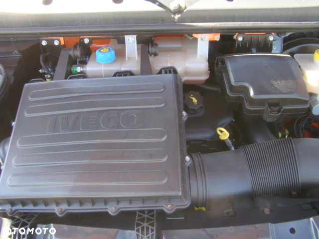 Iveco DAILY 35 C 14 WINDA 750KG - 17