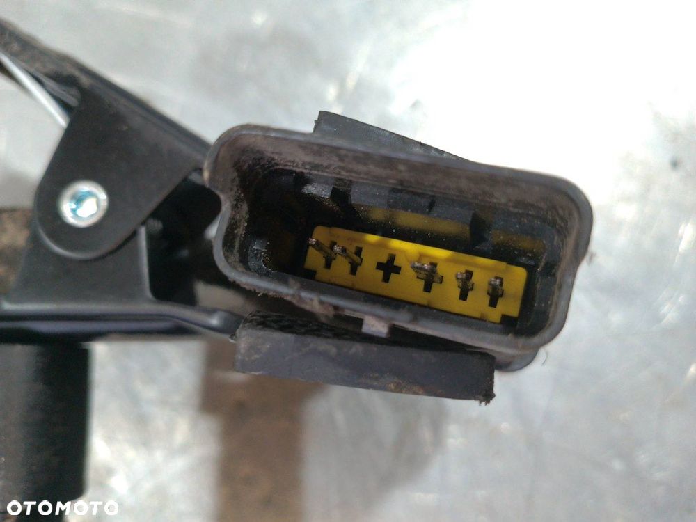 MAGLOWNICA KIEROWNICY ELEKTRYCZNA CITROEN C3 1.1 - 7