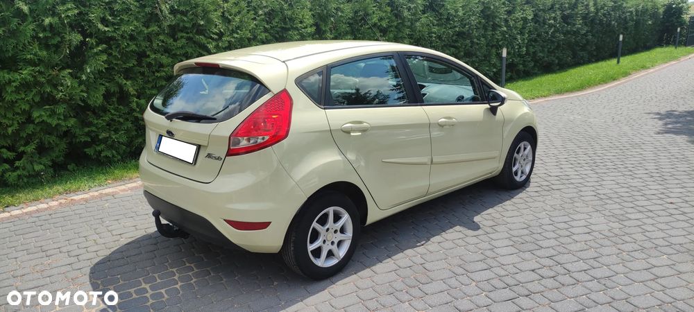 Ford Fiesta - 5