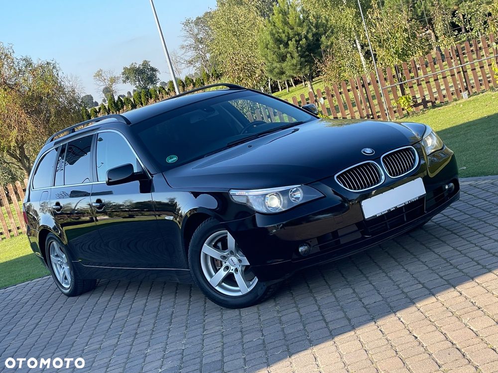 BMW Seria 5 525i Touring - 3