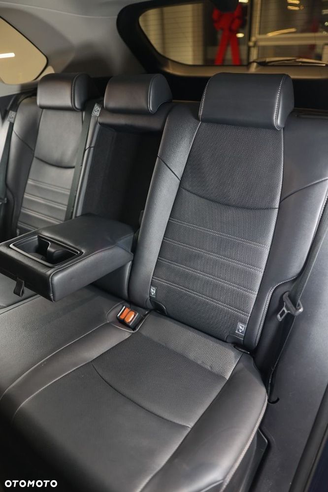 Toyota RAV4 - 25
