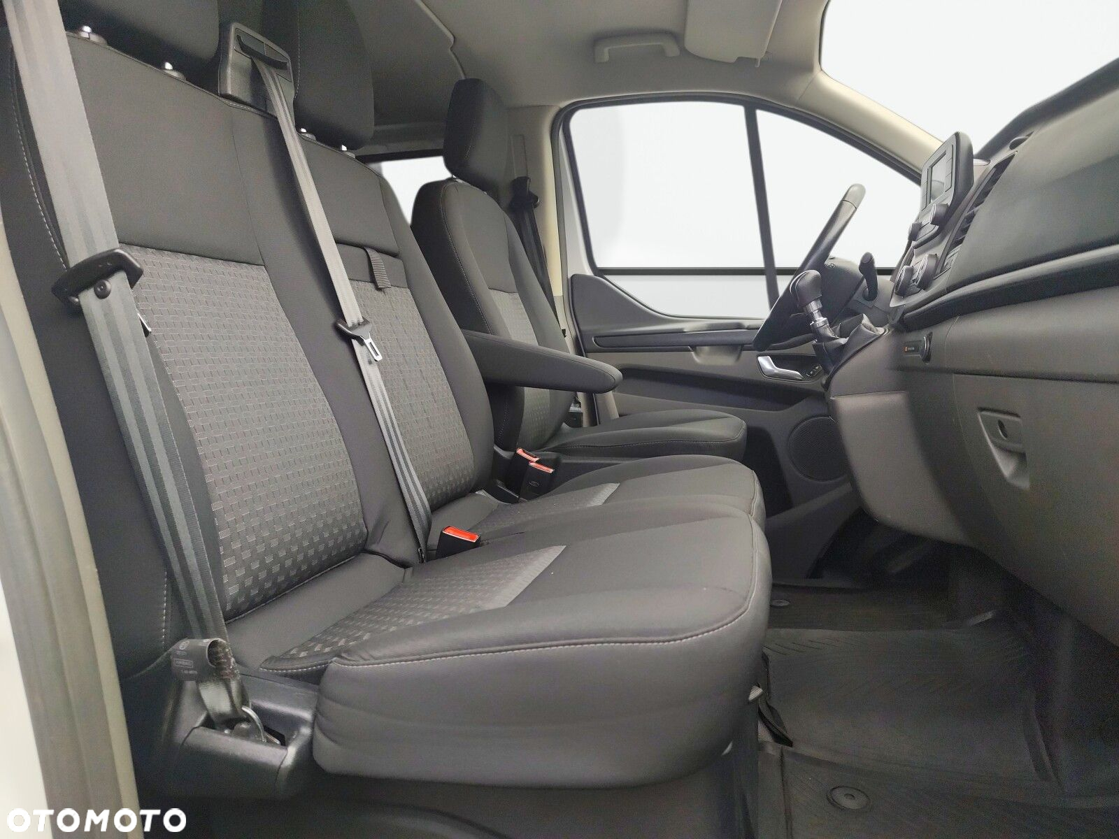 Ford Transit Custom - 13