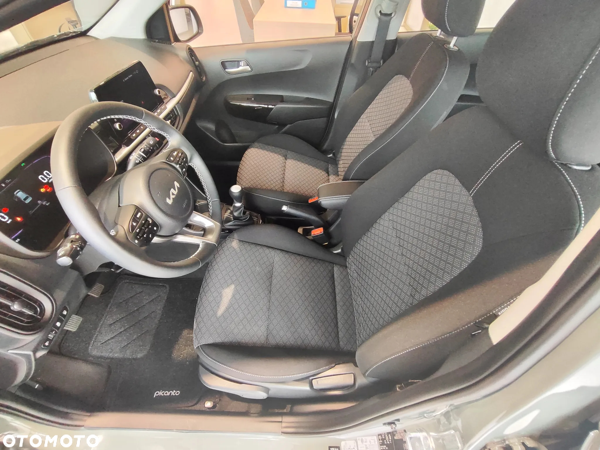 Kia Picanto 1.0 L - 7