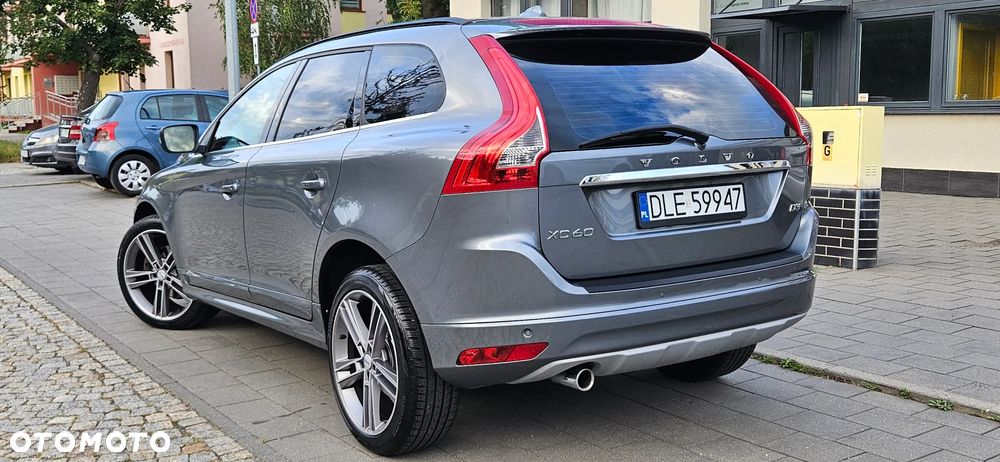 Volvo XC 60 D3 Geartronic Momentum - 38