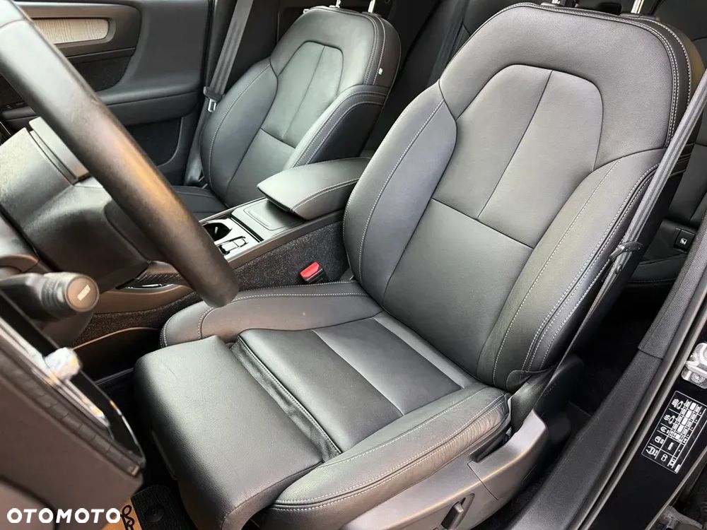 Volvo XC 40 D4 AWD Geartronic Inscription - 12