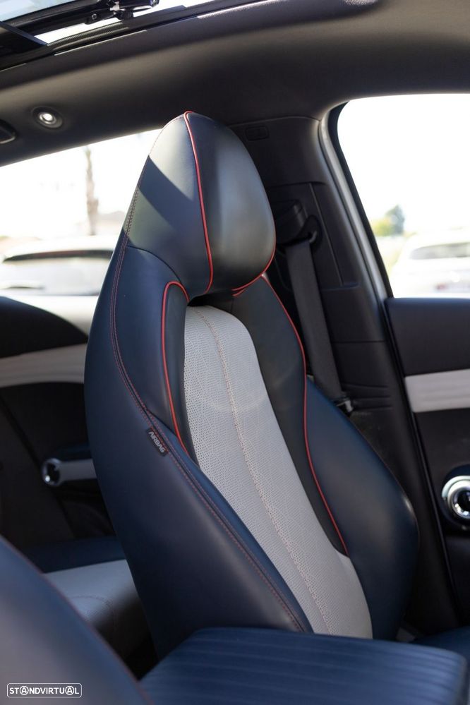 BYD Atto 3 60.48 kWh Design - 38