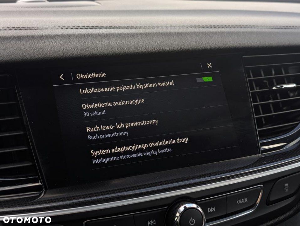 Opel Insignia - 14